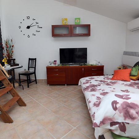 מדולין Apartman Izabela מראה חיצוני תמונה