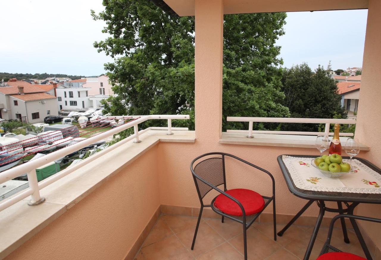 מדולין Apartman Izabela מראה חיצוני תמונה