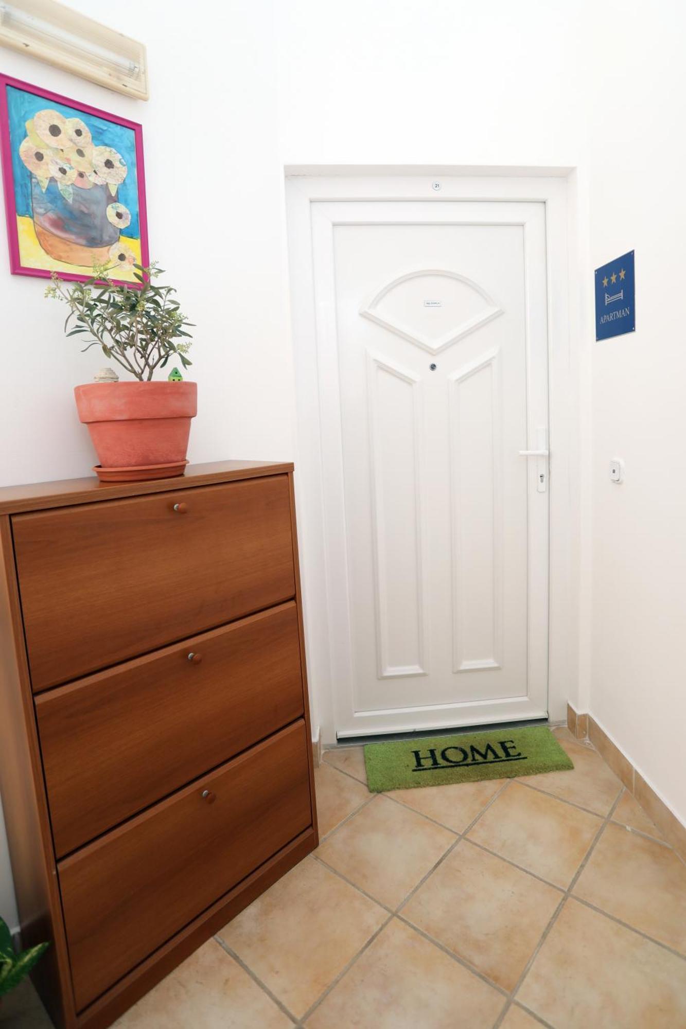 מדולין Apartman Izabela מראה חיצוני תמונה